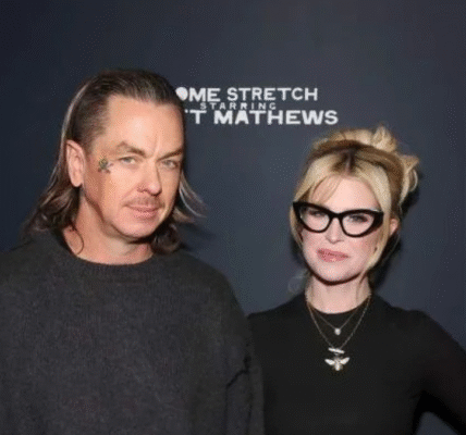 Rock Royalty Moment: Sid Wilson Asks Kelly Osbourne to Marry Him During Ozzy Osbourne’s Farewell Black Sabbath Concert